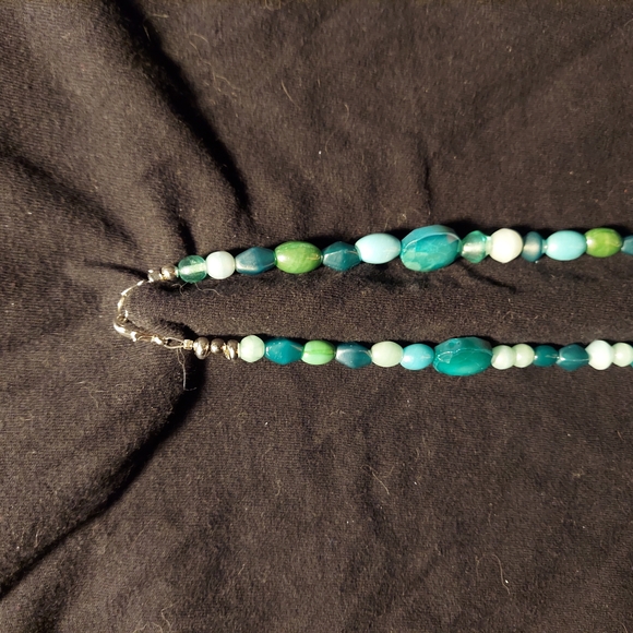 Turquoise Beaded Necklace - Picture 4 of 5